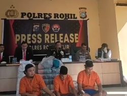 117 Ball Pakaian Bekas dari Malaysia Disita Polres Rohil di Bagansiapiapi, 3 Tersangka Diamankan