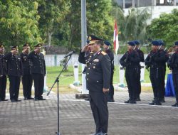 Wakapolda Kepri Brigjen Pol Asep Safrudin Pimpin Upacara Ziarah dan Tabur Bunga dalam Rangka Memperingati Hari Pahlawan