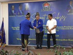 Kapolda Kepri Irjen Pol Yan Fitri Halimansyah Terima Gelar Kehormatan ‘BAPAK NELAYAN KEPULAUAN RIAU’ dalam Pelantikan Pengurus HNSI Kepri 2024 – 2029
