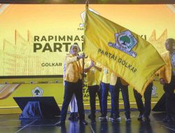 Bahlil Pilih Sarmuji Jadi Sekjen Golkar
