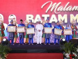 Sempena Hari Jadi Batam ke 195, 7 Tokoh Masyarakat Terima Anugerah Madani