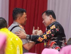 Bupati Kuansing Hadiri Acara Pisah Sambut Wakapolda Riau.