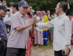 Pastikan Penanganan Cepat, Amsakar Achmad Tinjau Longsor Tiban Koperasi