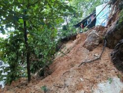 Warga Kampung Genta III Batuaji Terisolir Akibat Longsor, Rumah Rusak dan Akses Tertutup