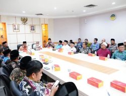 Minggu Pertama Safari Ramadhan, Wali Kota dan Wakil Wali Kota Batam Buka Puasa Bersama Masyarakat