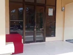 Diduga Buka Jam 2 Siang Pelayanan Dikantor Desa Langsat Hulu Tidak Maksimal. Masyarakat Sesalkan Kinerja Aparatur Desa.