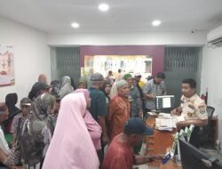 Layanan Prima, Bank RiauKepri Syariah Belakang Padang Disesaki Penerima Bansos Lansia