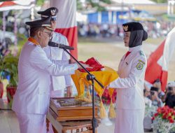 Upacara HUT ke-80 RI di Halbar Berlangsung Khidmat, Bupati James Uang Jadi Inspektur Upacara